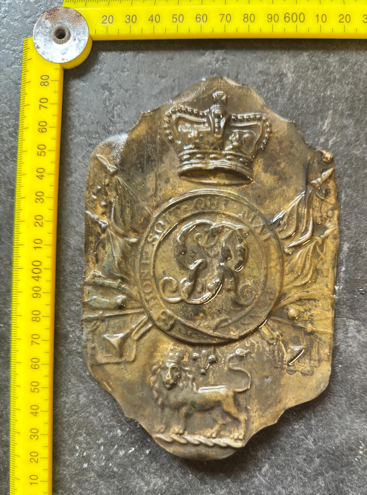Unbelievable 200-Year-Old Military Relic Found with Scuba Tector Pro