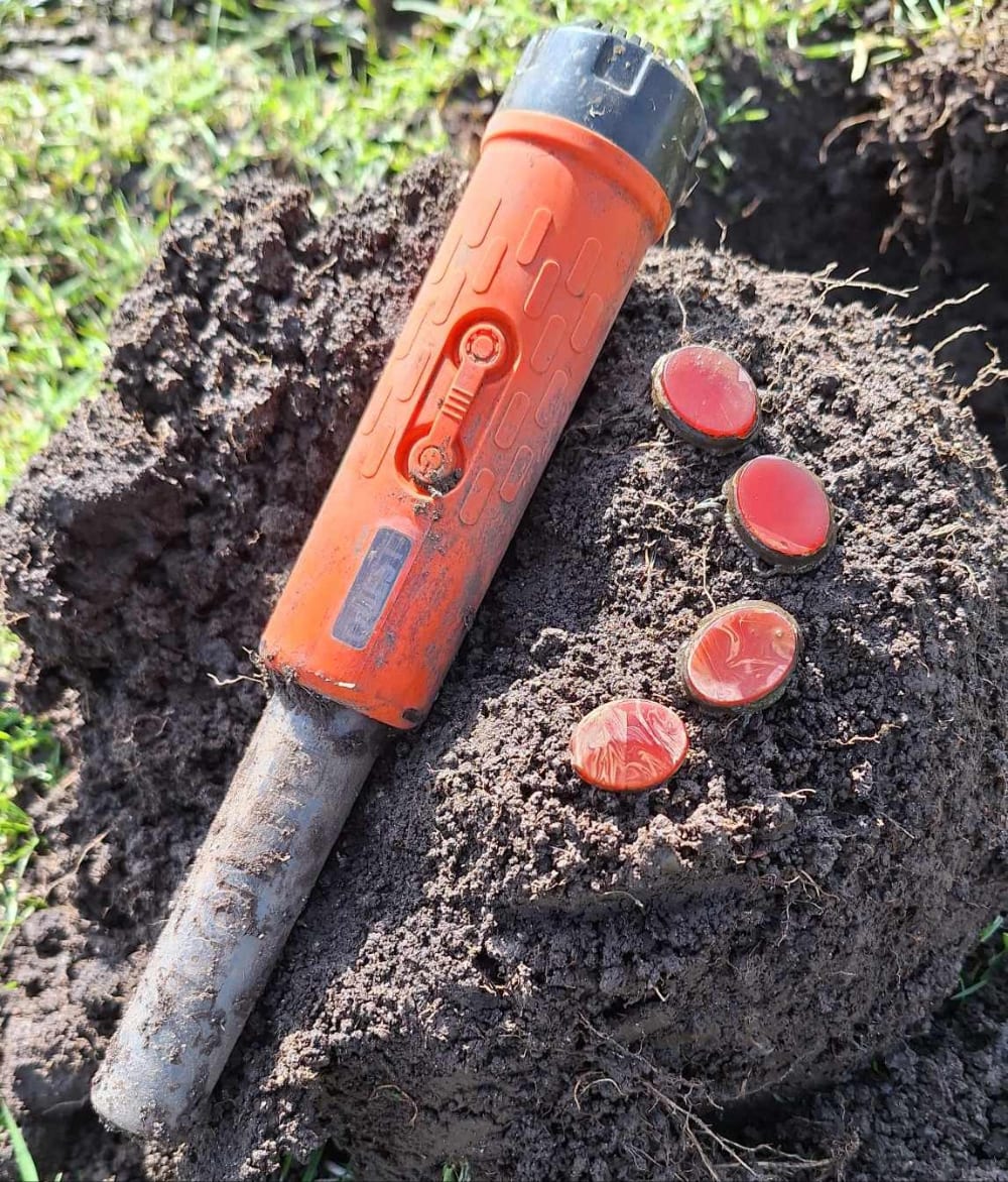 Xpointer Max — The Ultimate Sidekick for Metal Detecting!